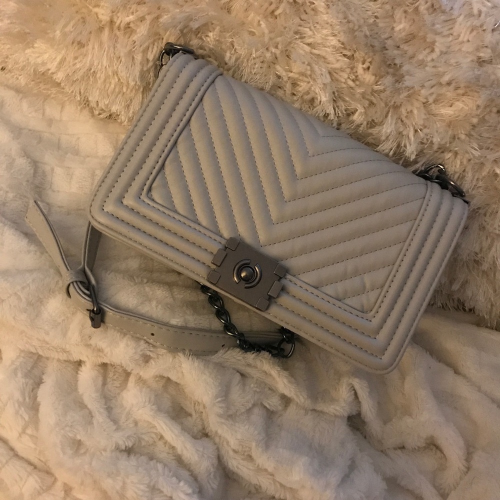 Grey purse with red interior ❤️